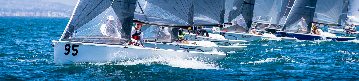 Vipers sailing just off the starting line at the Long Beach Worlds in 2019