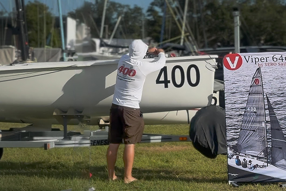 Rigging the first Viper built by SERO