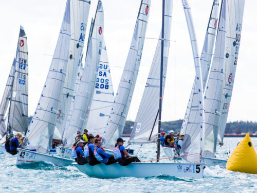 Two four person teams lead at a mark rounding in Bermuda